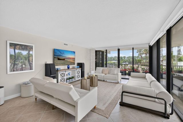 3440 S Ocean Boulevard 105s, Palm Beach, FL 33480