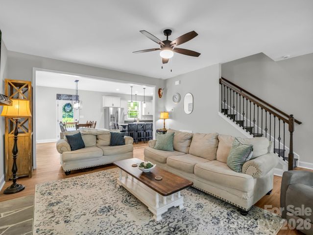 905 Rolling Road, Lincolnton, NC 28092