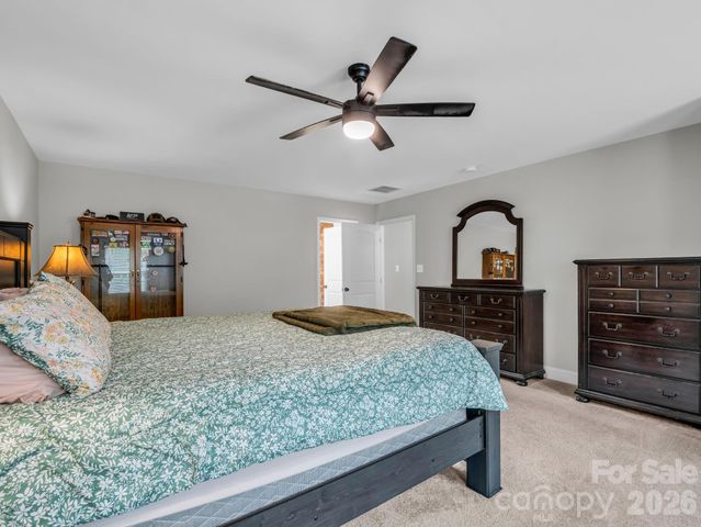 905 Rolling Road, Lincolnton, NC 28092
