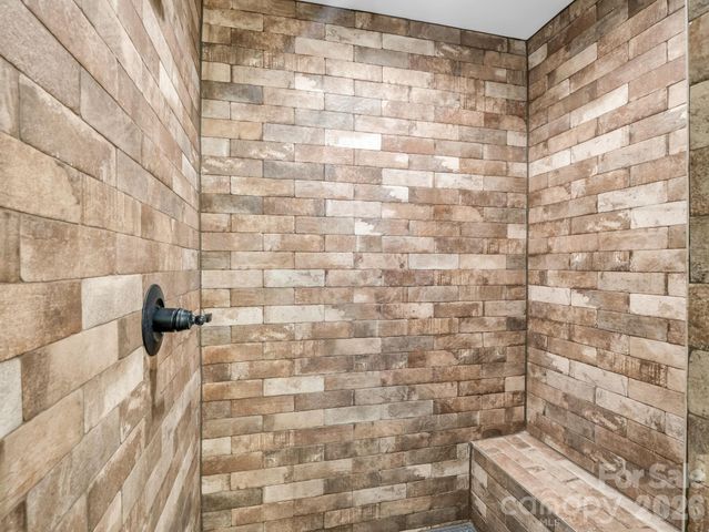 905 Rolling Road, Lincolnton, NC 28092