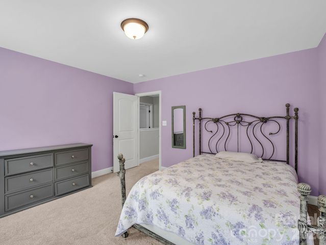 905 Rolling Road, Lincolnton, NC 28092