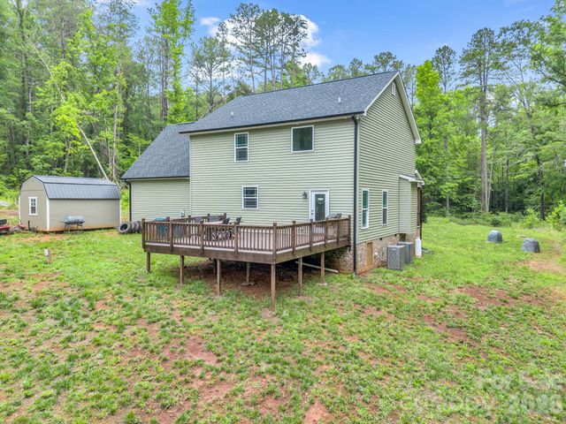905 Rolling Road, Lincolnton, NC 28092