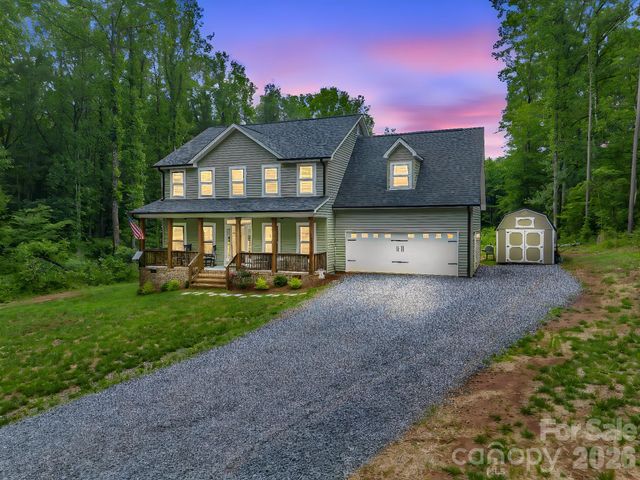 905 Rolling Road, Lincolnton, NC 28092