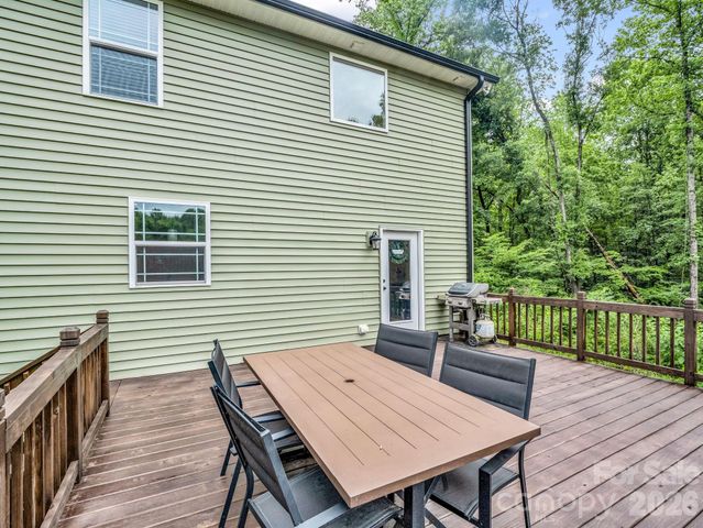 905 Rolling Road, Lincolnton, NC 28092