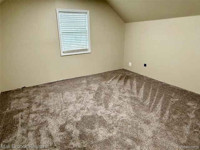 1146 S Long Lake Boulevard, Lake Orion, MI 48362