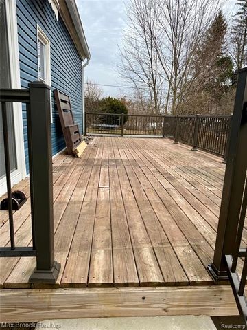 1146 S Long Lake Boulevard, Lake Orion, MI 48362