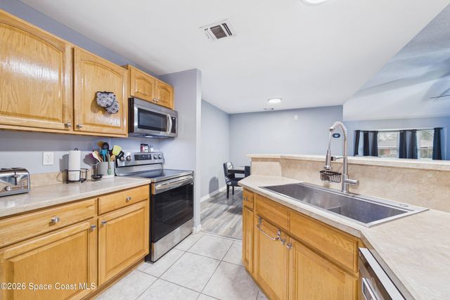 551 Koutnik Road SE, Palm Bay, FL 32909