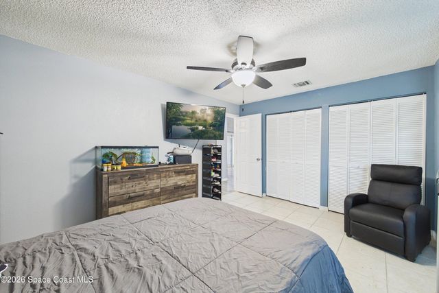 551 Koutnik Road SE, Palm Bay, FL 32909