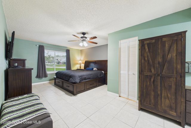 551 Koutnik Road SE, Palm Bay, FL 32909