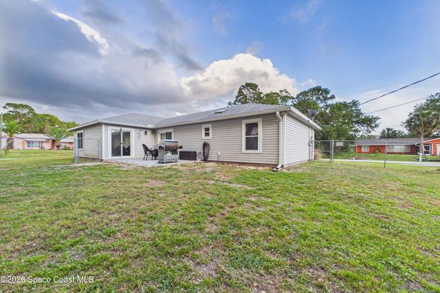 551 Koutnik Road SE, Palm Bay, FL 32909