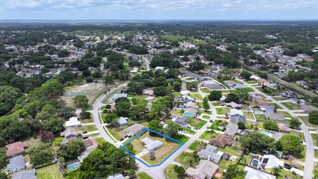 551 Koutnik Road SE, Palm Bay, FL 32909