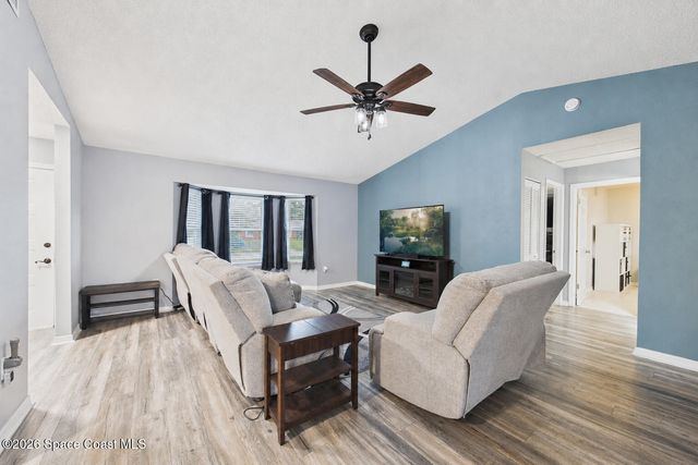 551 Koutnik Road SE, Palm Bay, FL 32909