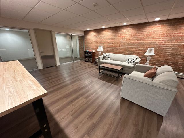 4225 Saratoga Avenue 204B, Downers Grove, IL 60515