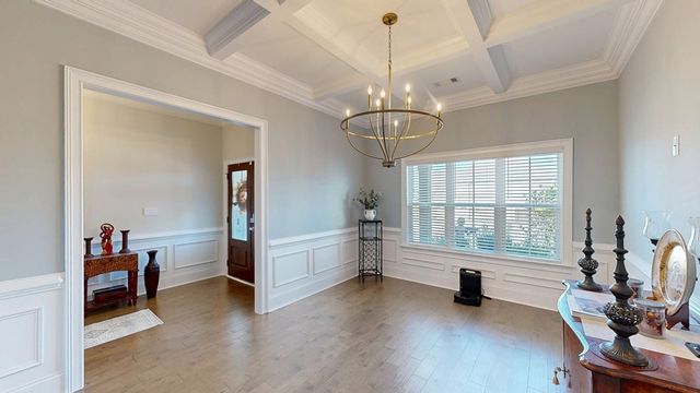 105 Charleston Mills Dr, Midland City, AL 36350