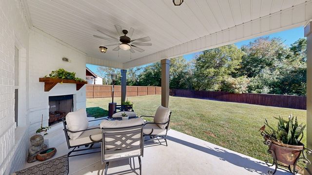 105 Charleston Mills Dr, Midland City, AL 36350