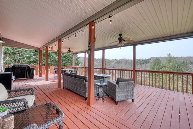 64 Starlight Lane, Blairsville, GA 30512