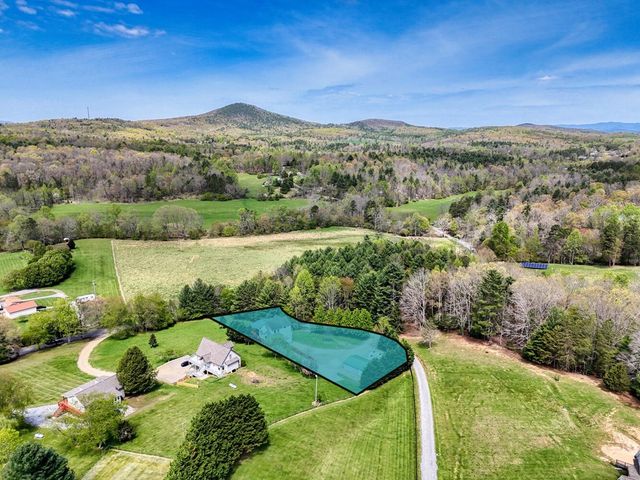 64 Starlight Lane, Blairsville, GA 30512