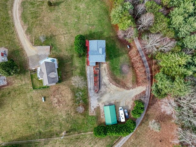 64 Starlight Lane, Blairsville, GA 30512