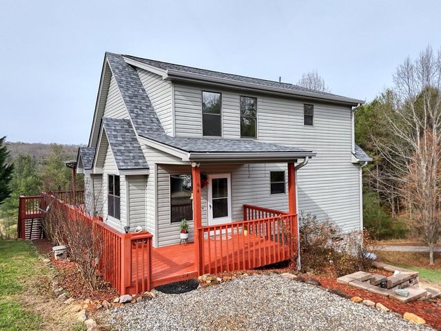 64 Starlight Lane, Blairsville, GA 30512