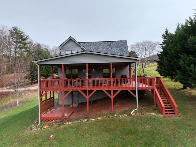 64 Starlight Lane, Blairsville, GA 30512