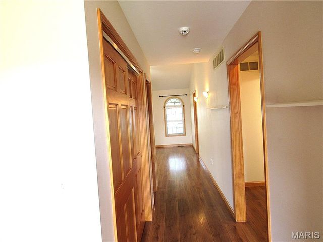 71 Brooks Drive, Bethalto, IL 62010