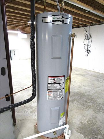 71 Brooks Drive, Bethalto, IL 62010