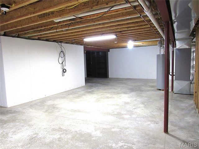 71 Brooks Drive, Bethalto, IL 62010