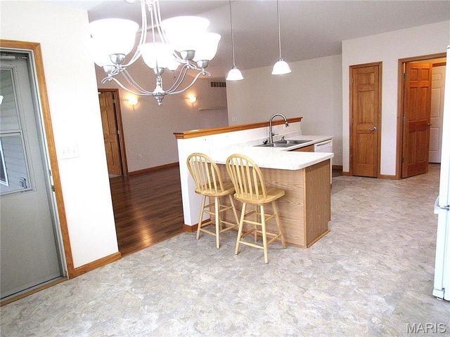 71 Brooks Drive, Bethalto, IL 62010