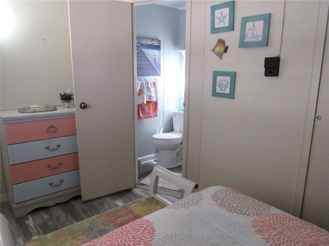 5709 HOLIDAY PARK BOULEVARD, North Port, FL 34287