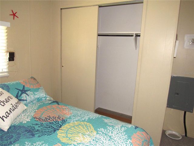 5709 HOLIDAY PARK BOULEVARD, North Port, FL 34287