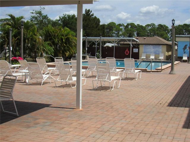5709 HOLIDAY PARK BOULEVARD, North Port, FL 34287