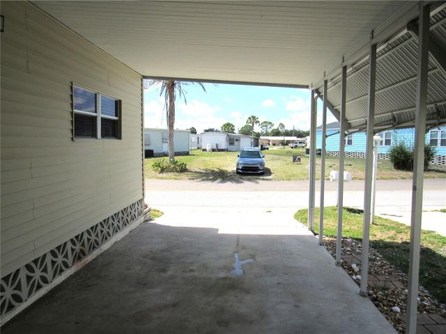 5709 HOLIDAY PARK BOULEVARD, North Port, FL 34287
