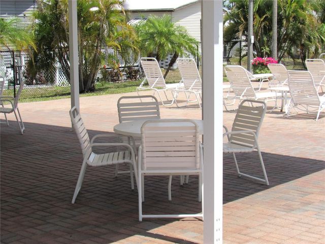 5709 HOLIDAY PARK BOULEVARD, North Port, FL 34287