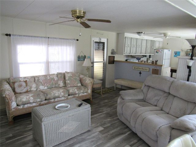5709 HOLIDAY PARK BOULEVARD, North Port, FL 34287