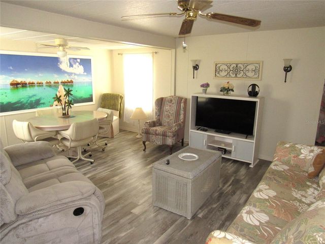 5709 HOLIDAY PARK BOULEVARD, North Port, FL 34287