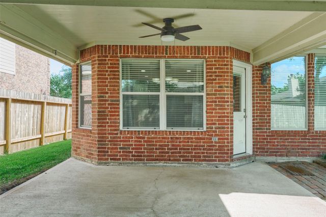 13313 Enchanted Way Drive, Montgomery, TX 77356