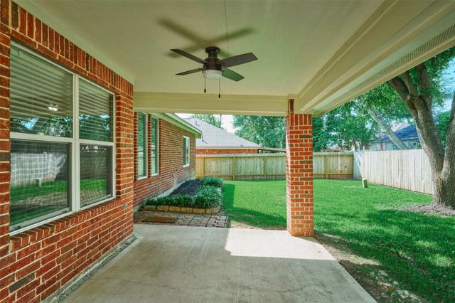 13313 Enchanted Way Drive, Montgomery, TX 77356