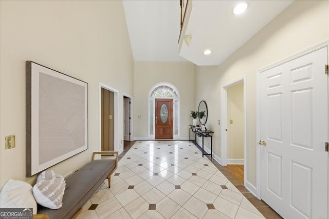 37 Plantation Drive NE, Atlanta, GA 30324