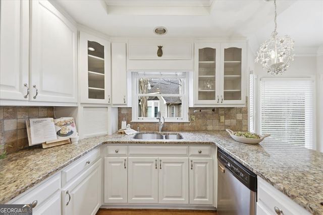 37 Plantation Drive NE, Atlanta, GA 30324