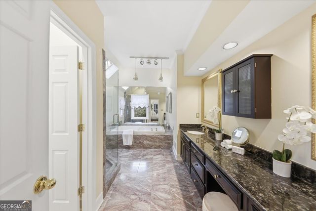 37 Plantation Drive NE, Atlanta, GA 30324