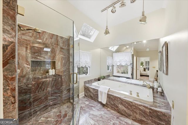 37 Plantation Drive NE, Atlanta, GA 30324