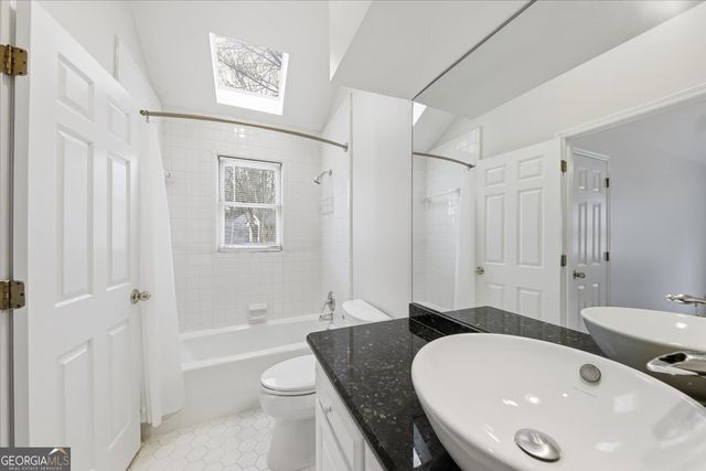 37 Plantation Drive NE, Atlanta, GA 30324