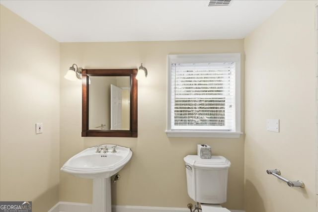 37 Plantation Drive NE, Atlanta, GA 30324