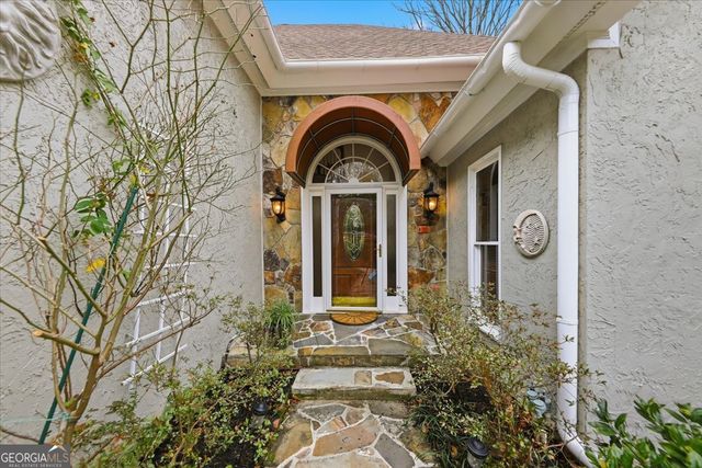 37 Plantation Drive NE, Atlanta, GA 30324