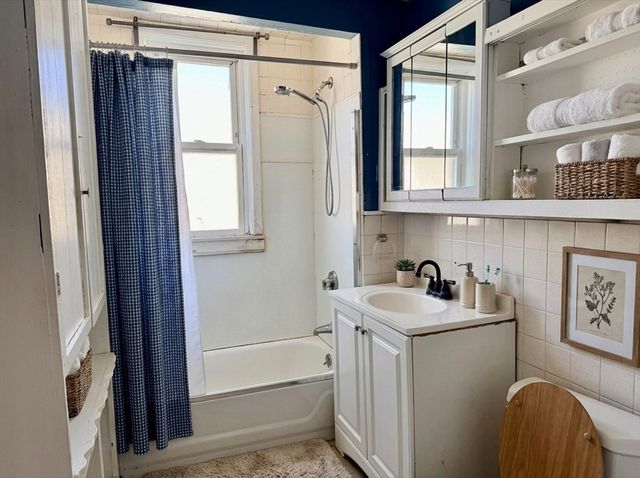 13-15 Timothy Ave 3, Everett, MA 02149