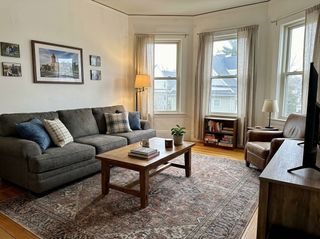 13-15 Timothy Ave 3, Everett, MA 02149