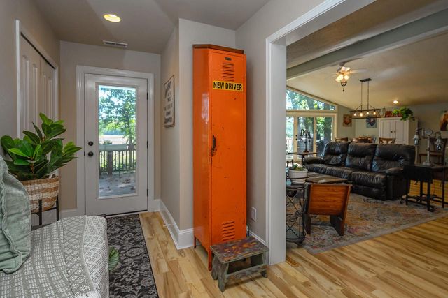 W5594 Briarwood ROAD, Elkhorn, WI 53121