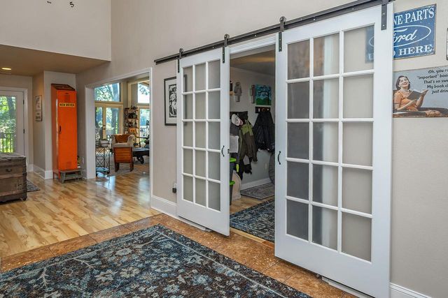 W5594 Briarwood ROAD, Elkhorn, WI 53121