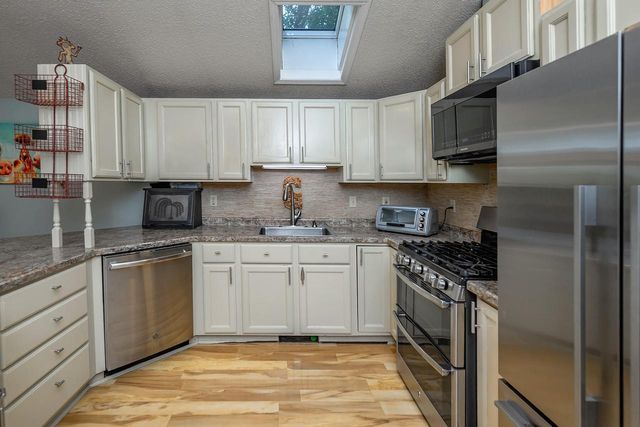 W5594 Briarwood ROAD, Elkhorn, WI 53121