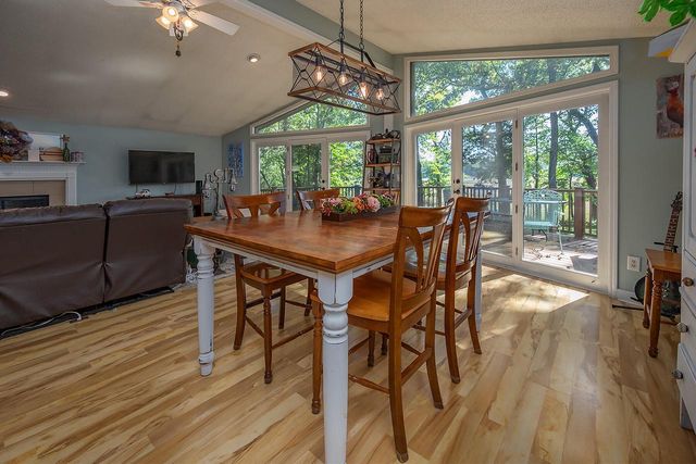 W5594 Briarwood ROAD, Elkhorn, WI 53121